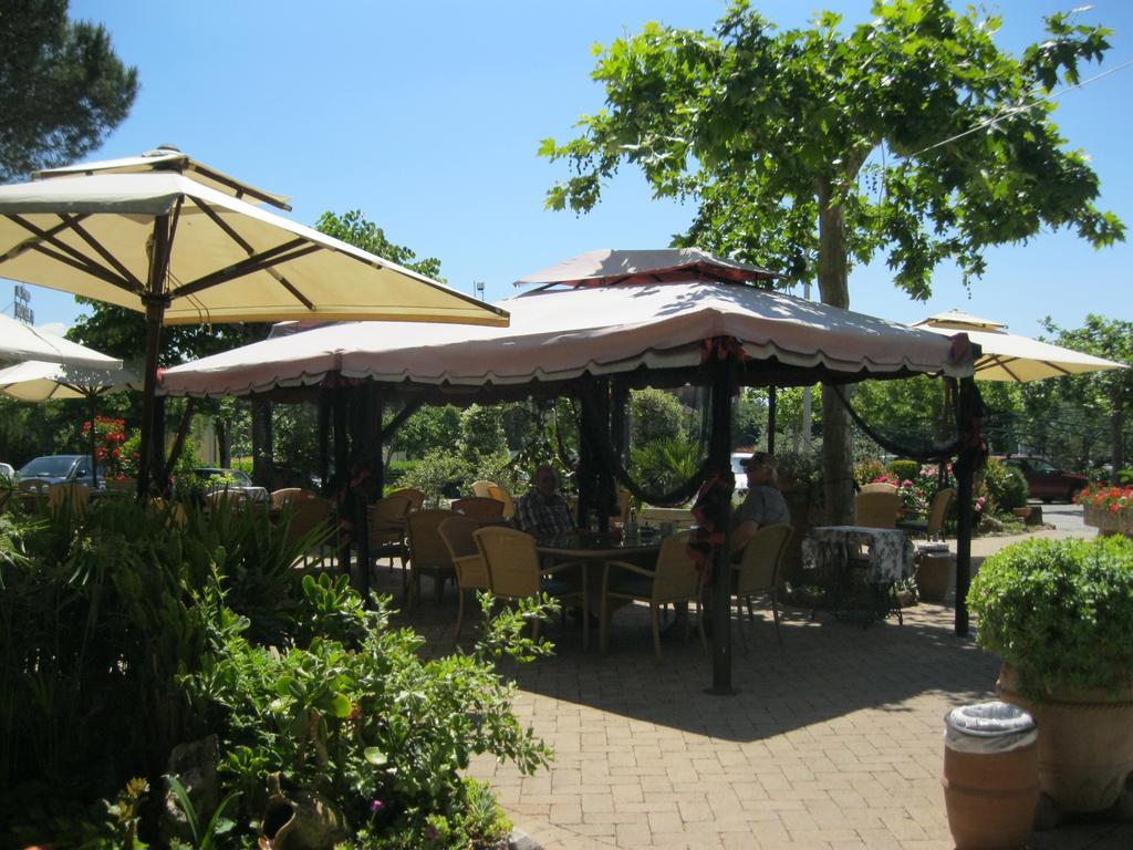 Hotel Rosati Chiusi Esterno foto