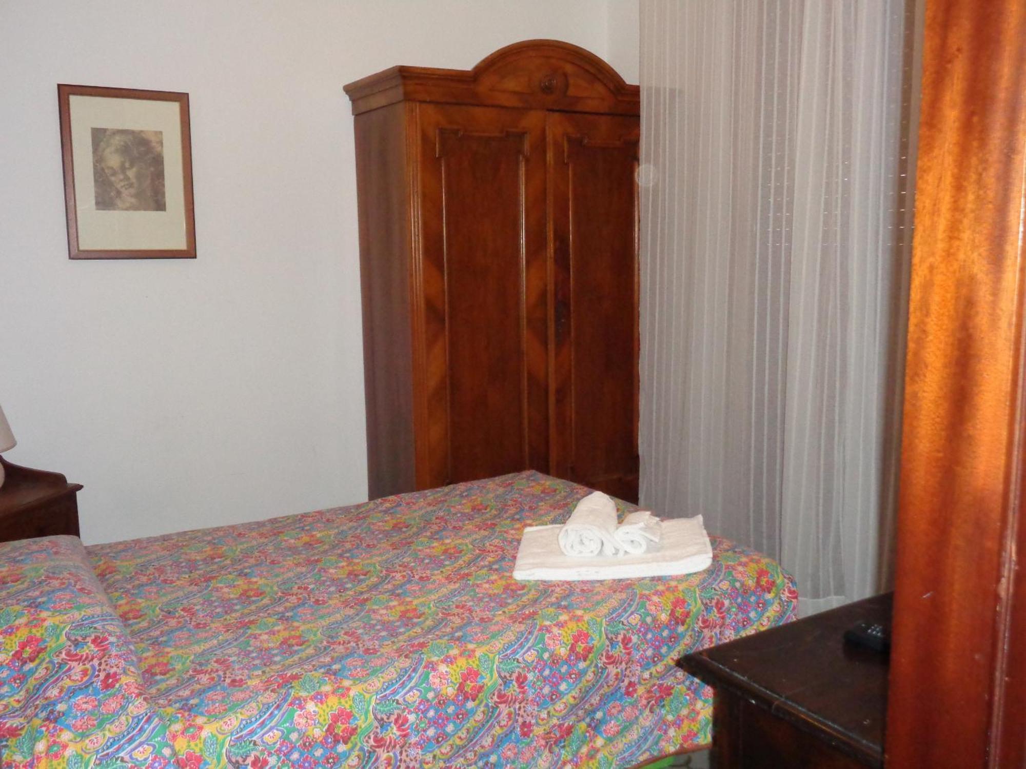 Hotel Rosati Chiusi Esterno foto