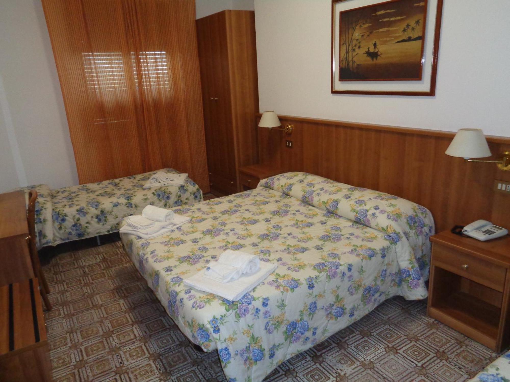 Hotel Rosati Chiusi Esterno foto