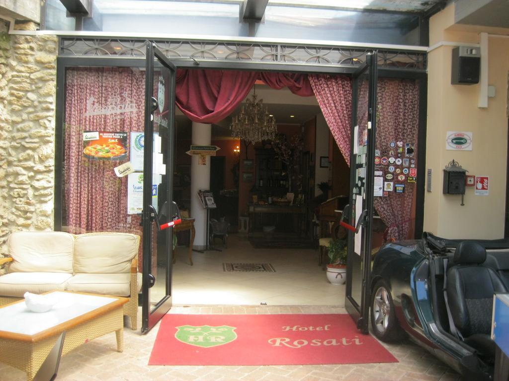 Hotel Rosati Chiusi Esterno foto